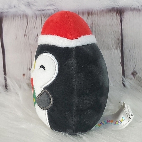 Squishmallows CANADA CHRISTMAS EXCLUSIVE Luna the Penguin Santa Plush Stuffed 5" - Picture 4 of 9